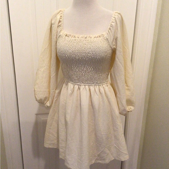 Sweet Lemon Dresses & Skirts - Sweet Lemons Elegant Cream Smocked Dress Size S